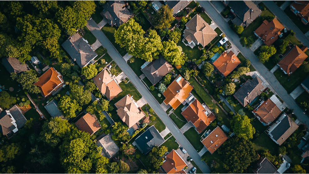 A neighborhood with houses with different types of siding