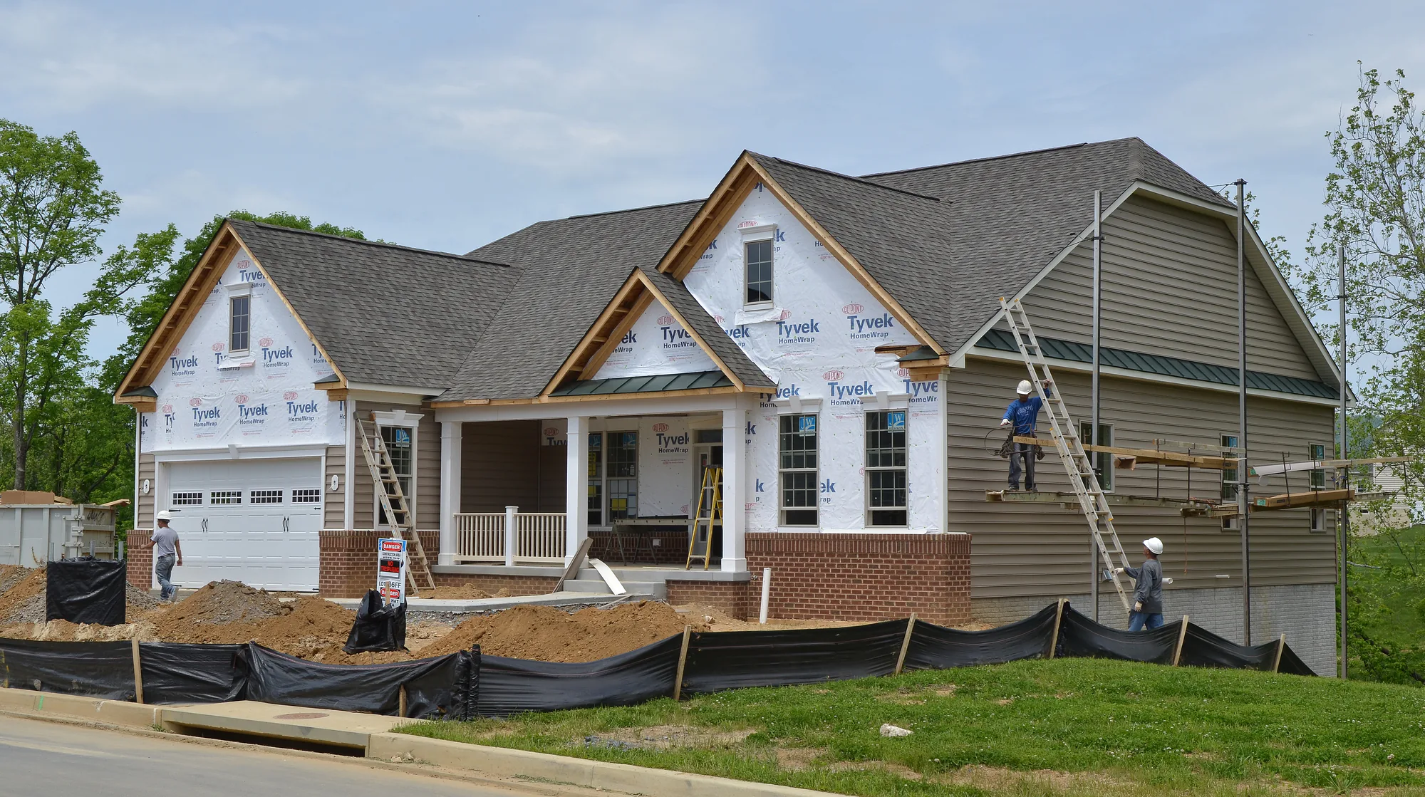 How Much Does Siding Cost? Ultimate Guide In 2023