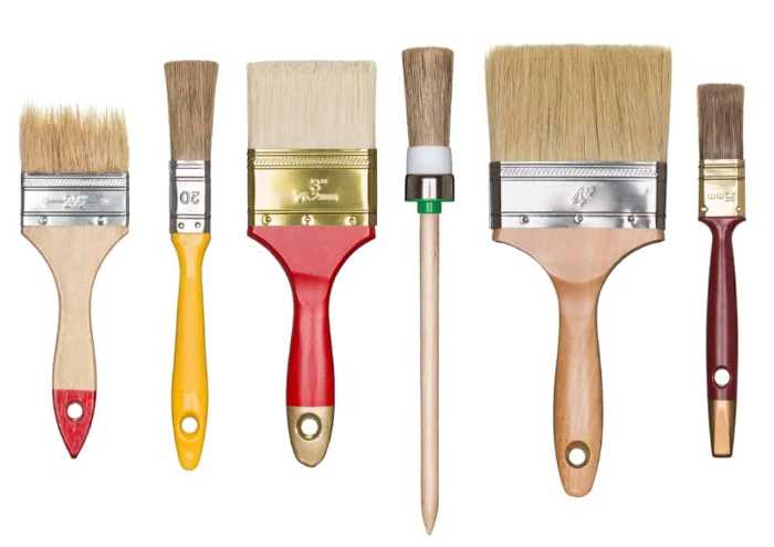 Can You Paint Vinyl Siding? 9 Various soft bristled paint brushes